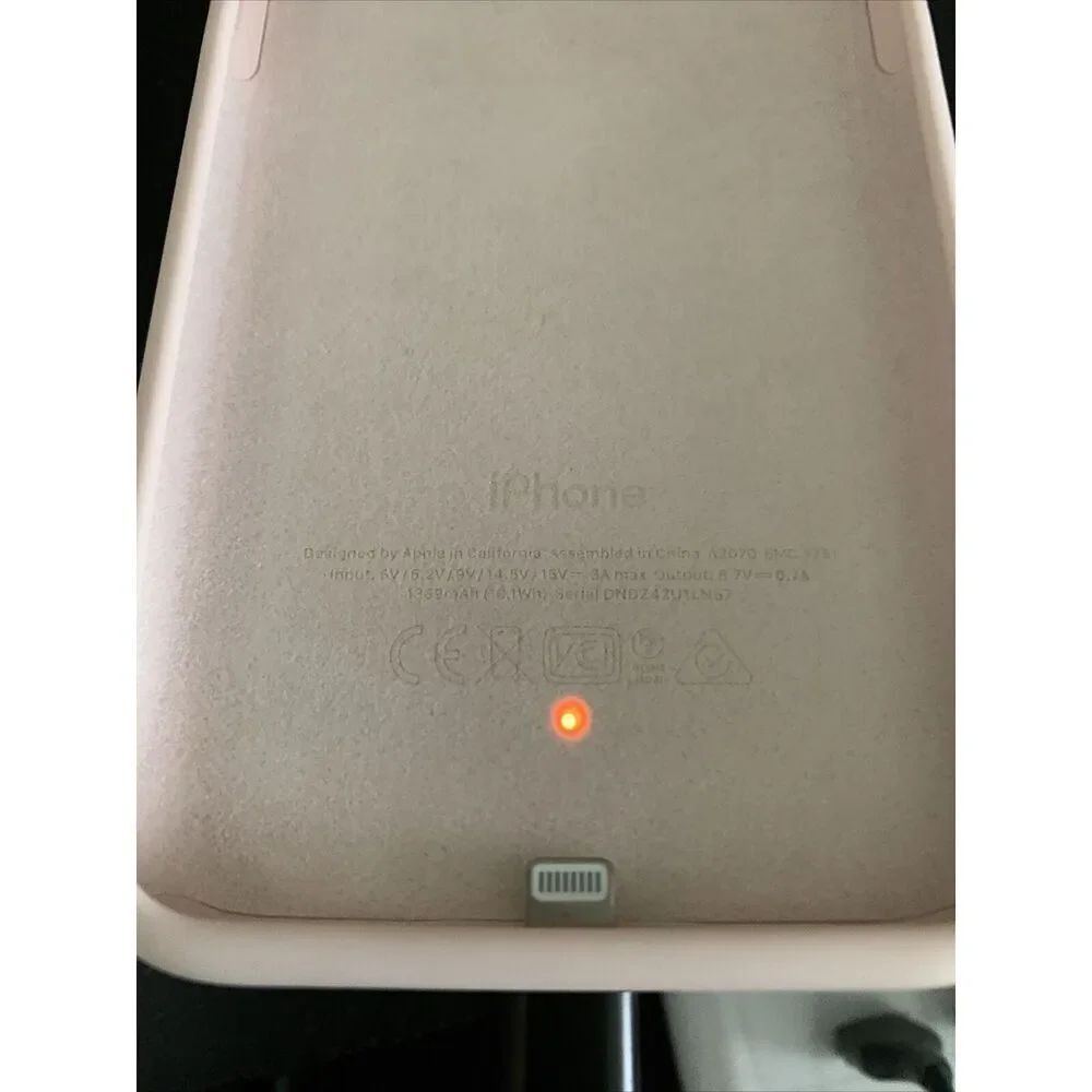 Apple Smart Battery Case for iPhone XS – Pink Sand, Model MVQP2LL/A, Not Working - Picture 8 of 8